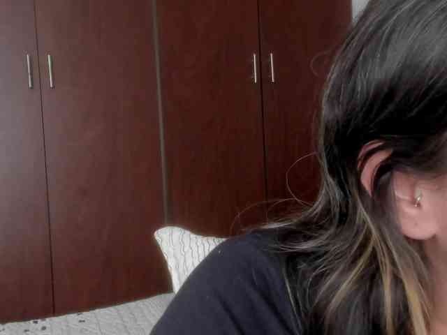 MilaGrey1 webcam