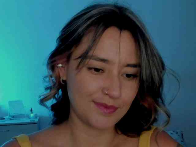 MilaGrey1 webcam