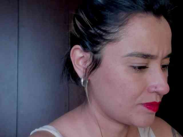 MilaGrey1 webcam