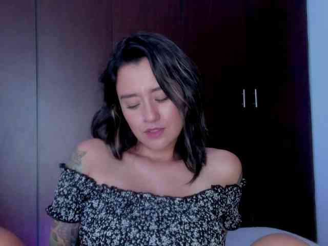 MilaGrey1 webcam
