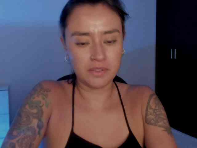 MilaGrey1 webcam