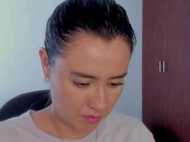 MilaGrey1 webcam