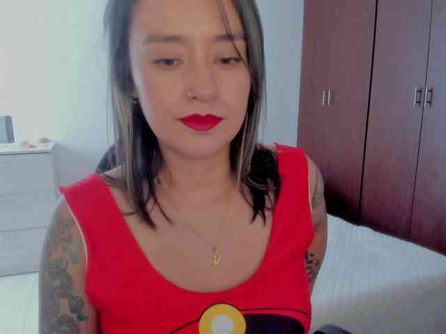 MilaGrey1 webcam