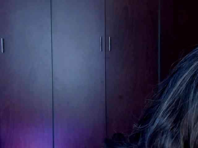 MilaGrey1 webcam