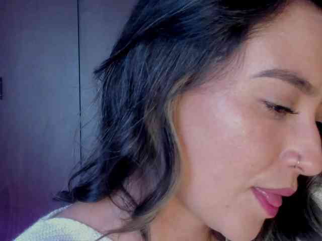 MilaGrey1 webcam