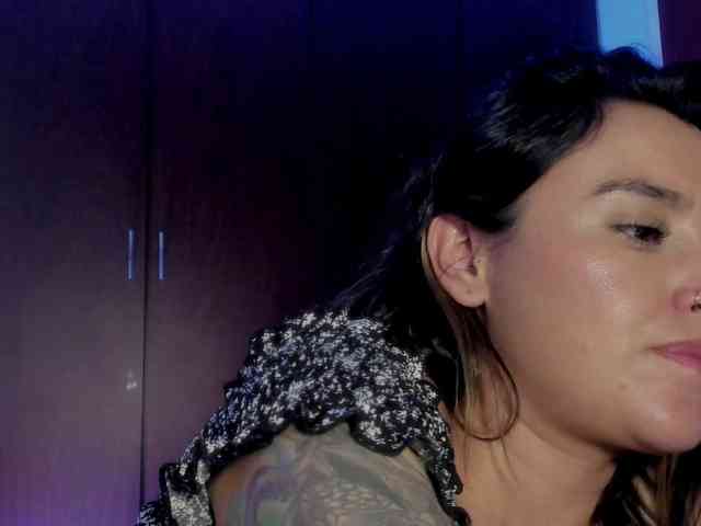 MilaGrey1 webcam