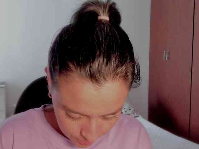 MilaGrey1 webcam