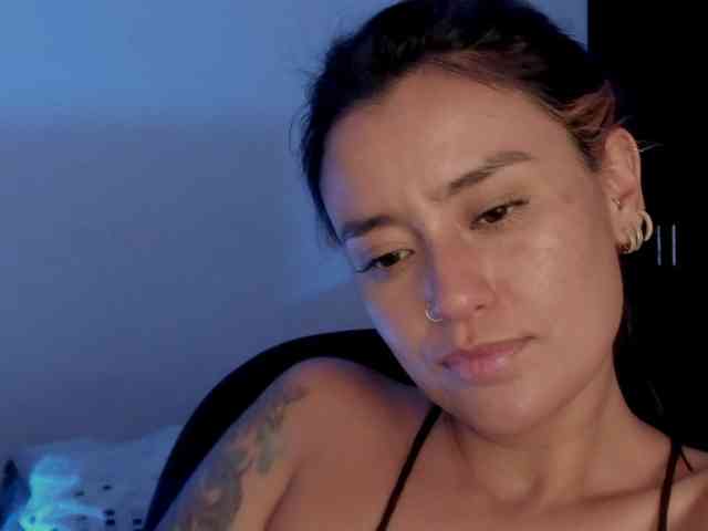 MilaGrey1 webcam