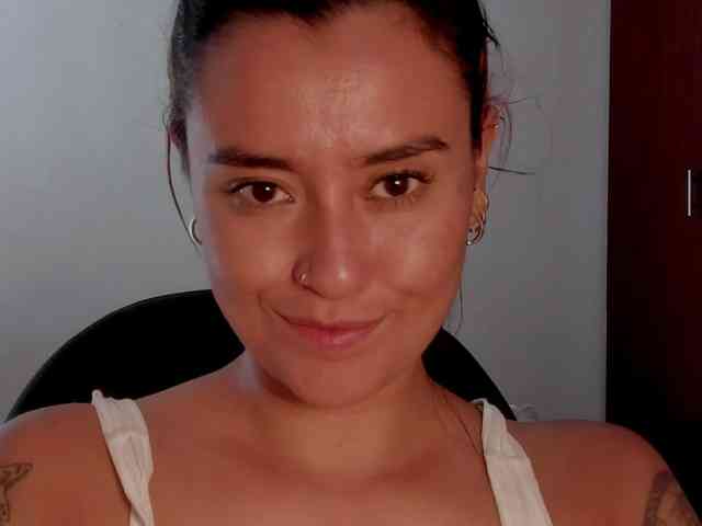MilaGrey1 webcam