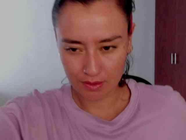 MilaGrey1 webcam