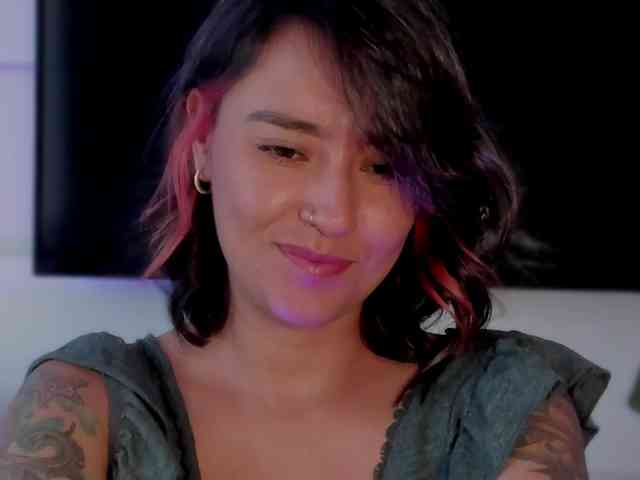 MilaGrey1 webcam