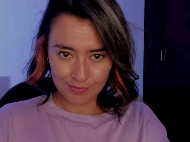 MilaGrey1 webcam