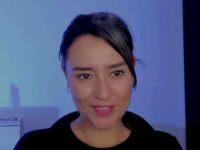 MilaGrey1 webcam