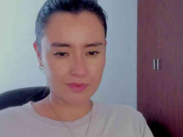 MilaGrey1 webcam