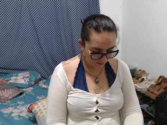 SaimaJayeb webcam