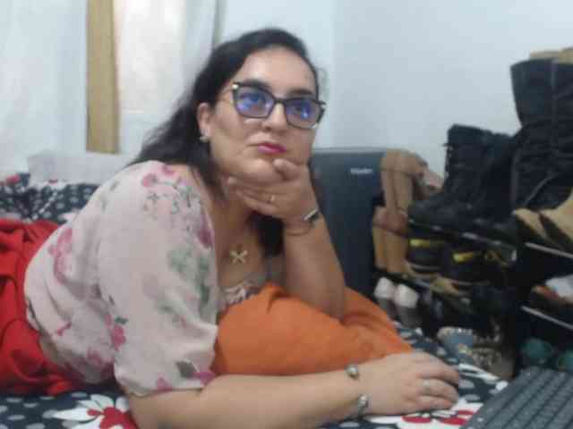 SaimaJayeb webcam