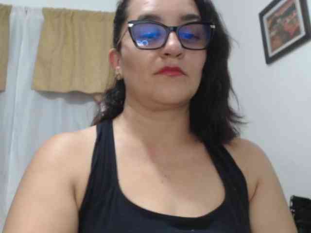 SaimaJayeb webcam