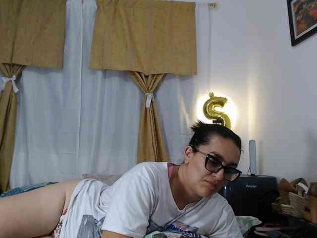 SaimaJayeb webcam