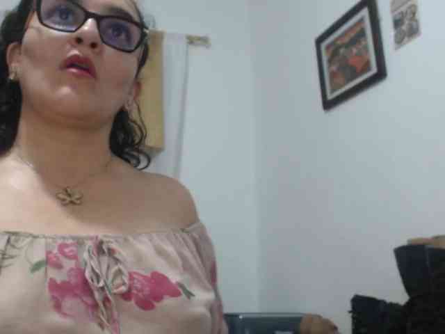 SaimaJayeb webcam