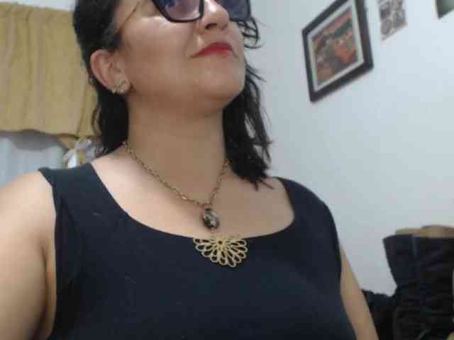 SaimaJayeb webcam