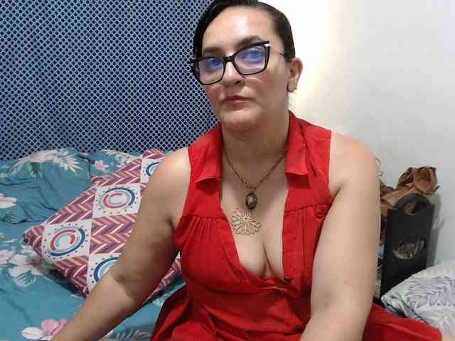 SaimaJayeb webcam