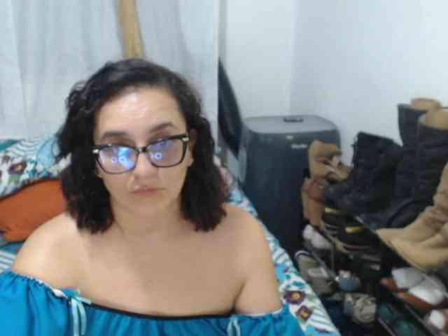SaimaJayeb webcam