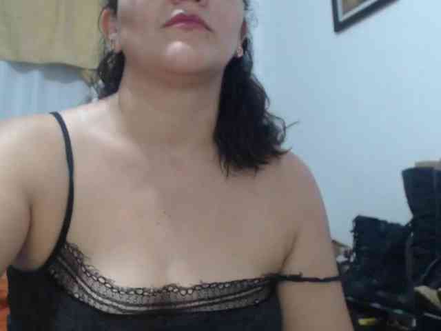 SaimaJayeb webcam