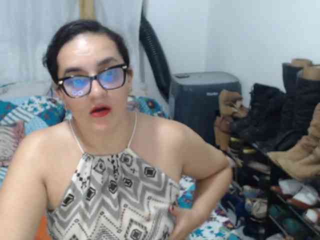SaimaJayeb webcam