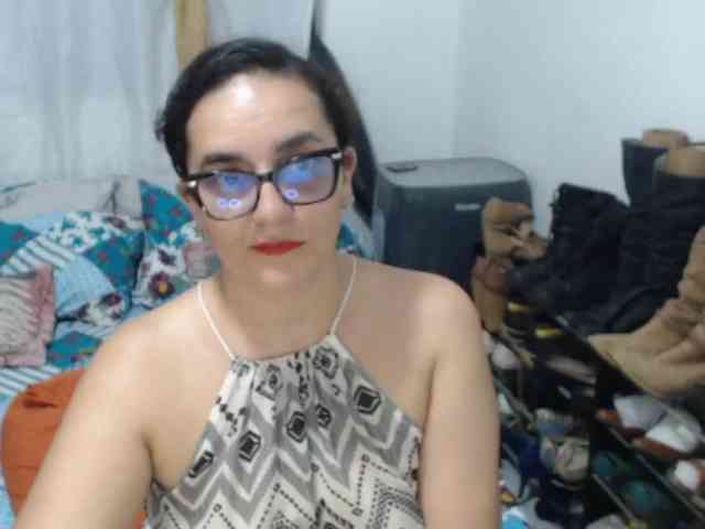 SaimaJayeb webcam