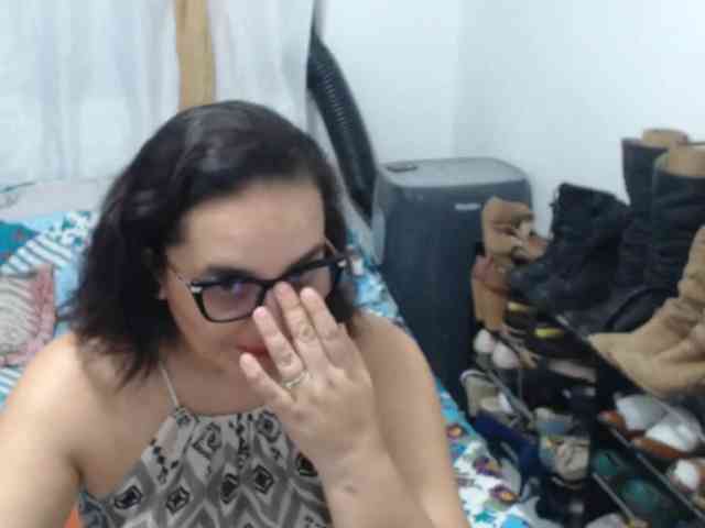 SaimaJayeb webcam