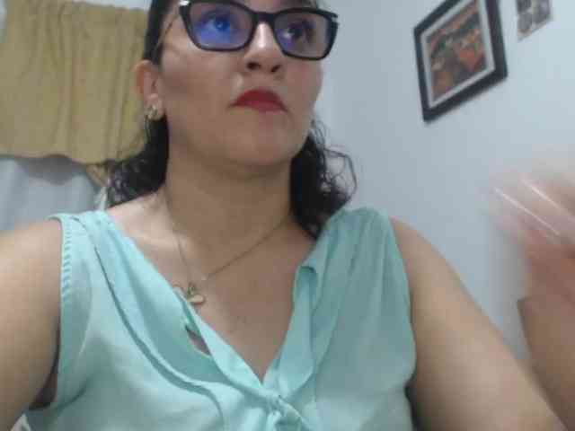 SaimaJayeb webcam