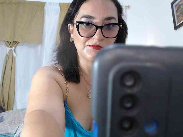 SaimaJayeb webcam