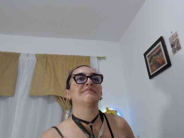 SaimaJayeb webcam