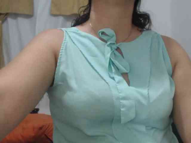 SaimaJayeb webcam
