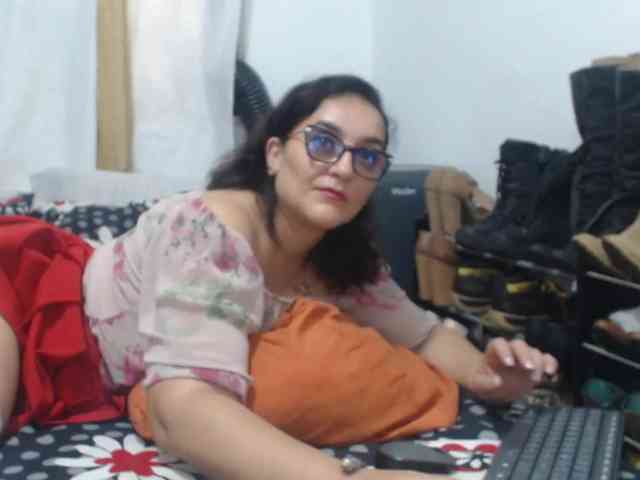 SaimaJayeb webcam
