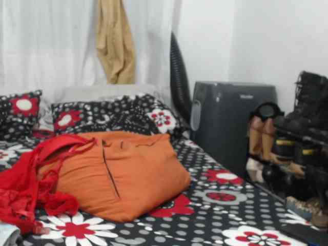 SaimaJayeb webcam
