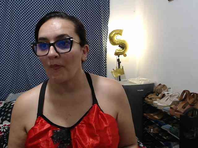 SaimaJayeb webcam