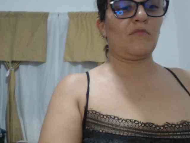 SaimaJayeb webcam