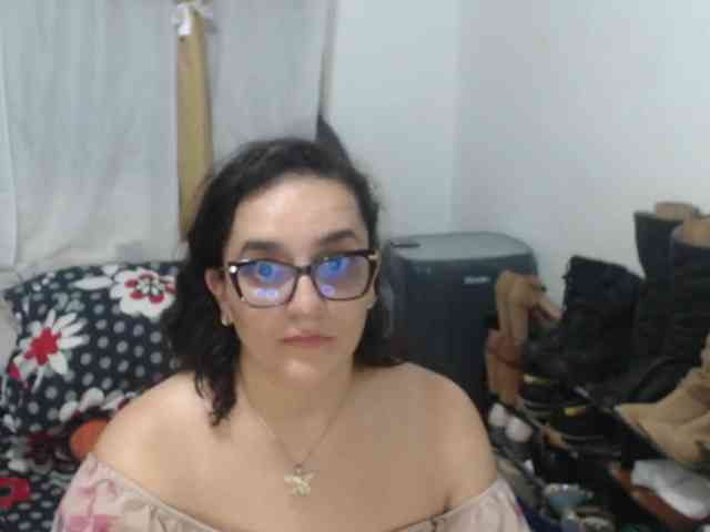 SaimaJayeb webcam