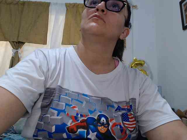 SaimaJayeb webcam