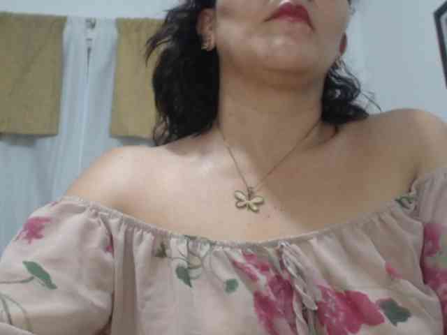 SaimaJayeb webcam