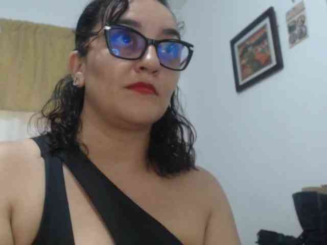 SaimaJayeb webcam