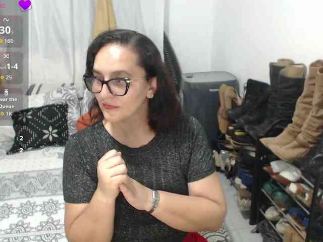 SaimaJayeb webcam