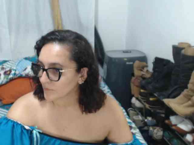 SaimaJayeb webcam