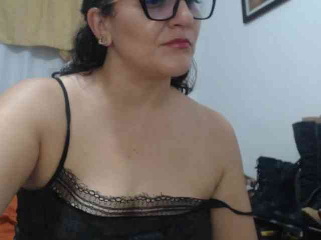 SaimaJayeb webcam