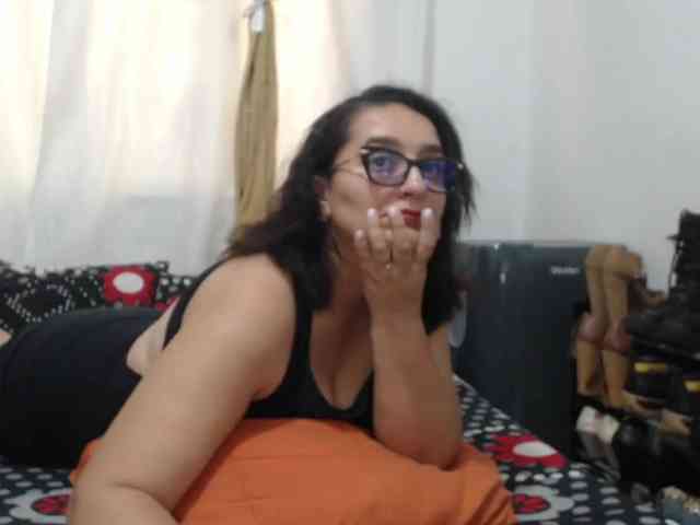 SaimaJayeb webcam