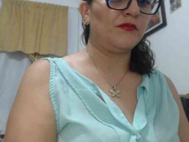 SaimaJayeb webcam