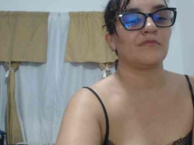 SaimaJayeb webcam