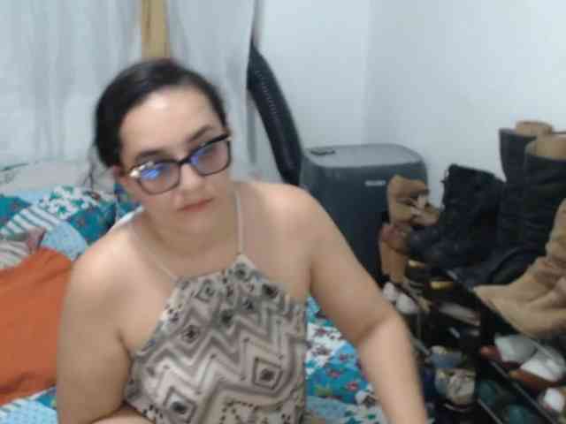 SaimaJayeb webcam