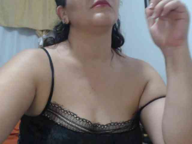 SaimaJayeb webcam